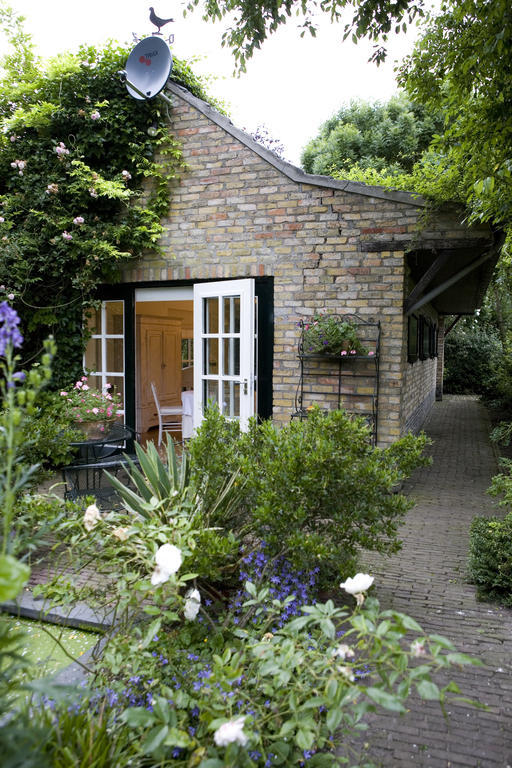 Guesthouse Veerhoeve สเลาส์ ภายนอก รูปภาพ